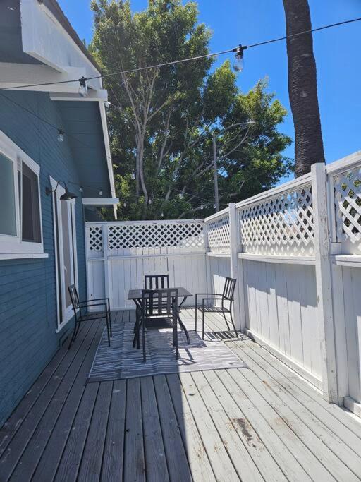 Entire Home In Historic Long Beach Close To Shops ภายนอก รูปภาพ